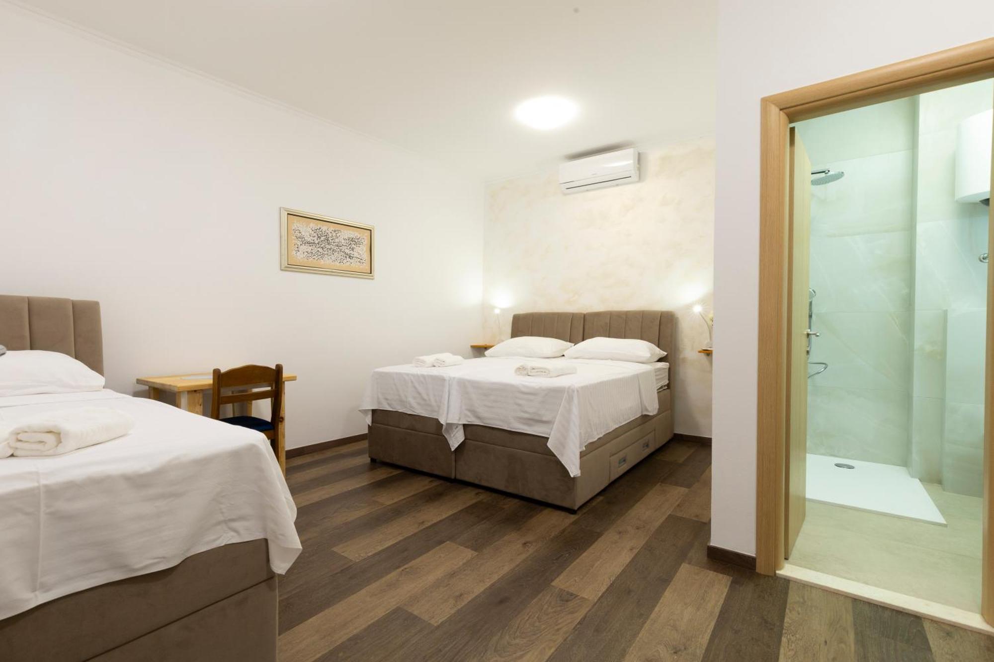 Split Varos Inn מראה חיצוני תמונה