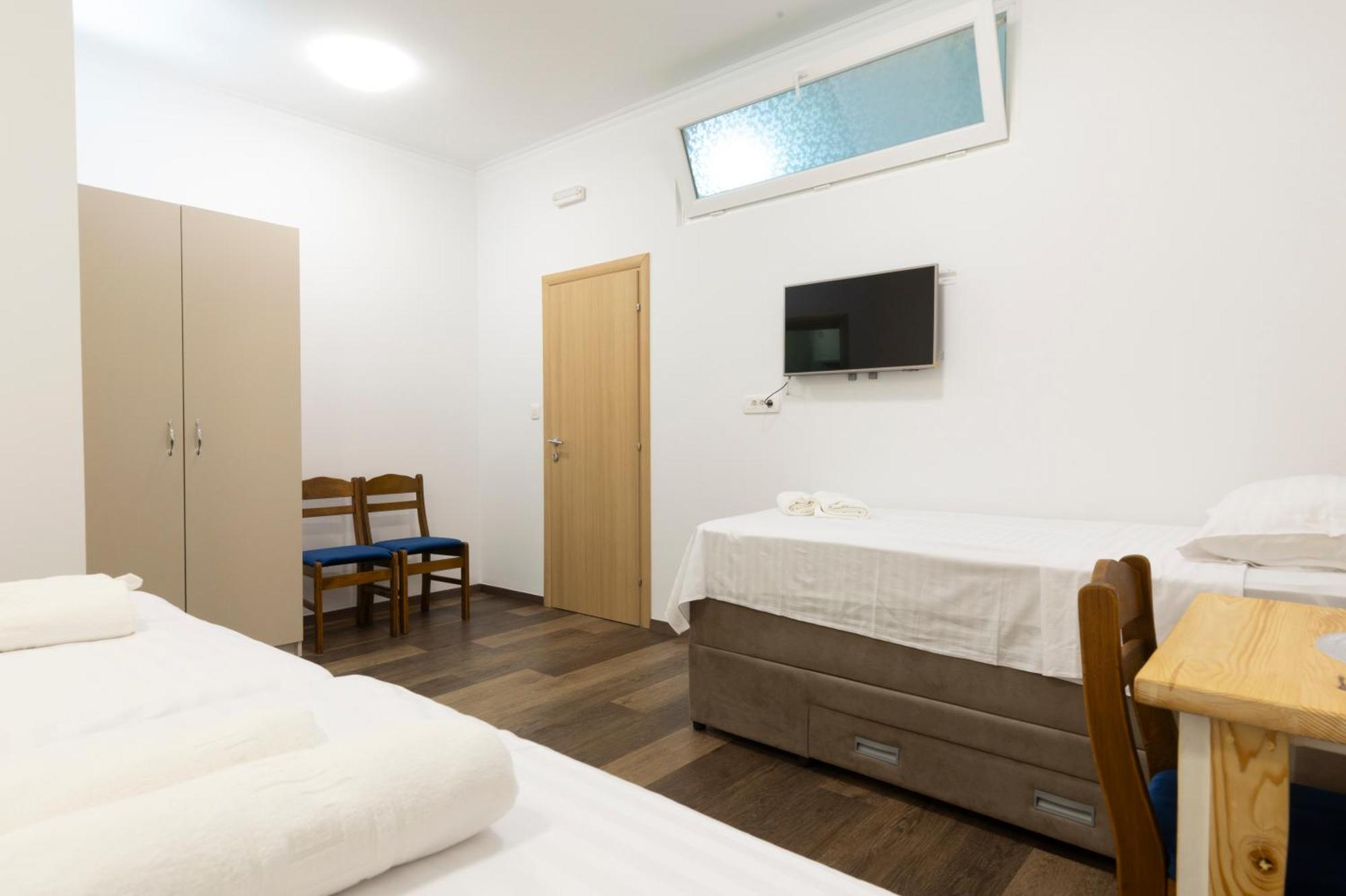 Split Varos Inn מראה חיצוני תמונה